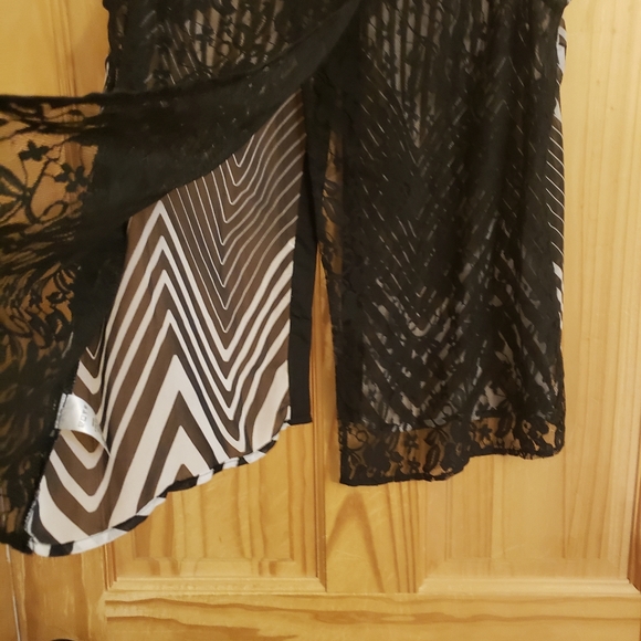 Top - Picture 4 of 4